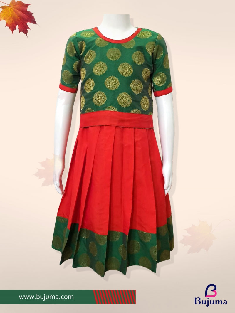 Green Colour Pattu Pavadai